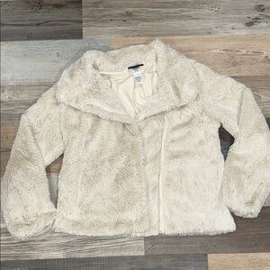 Cozy Cream Patagonia Faux Fur Jacket